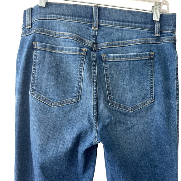 SPANXshape™ Original EveryWear Flare Jeans. Great condition. Size M - Picture 5 of 7